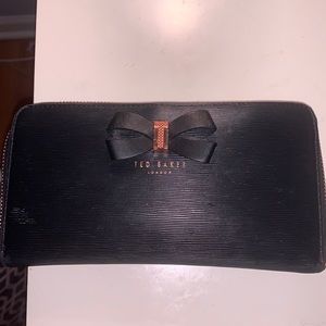 Ted Baker bow wallet